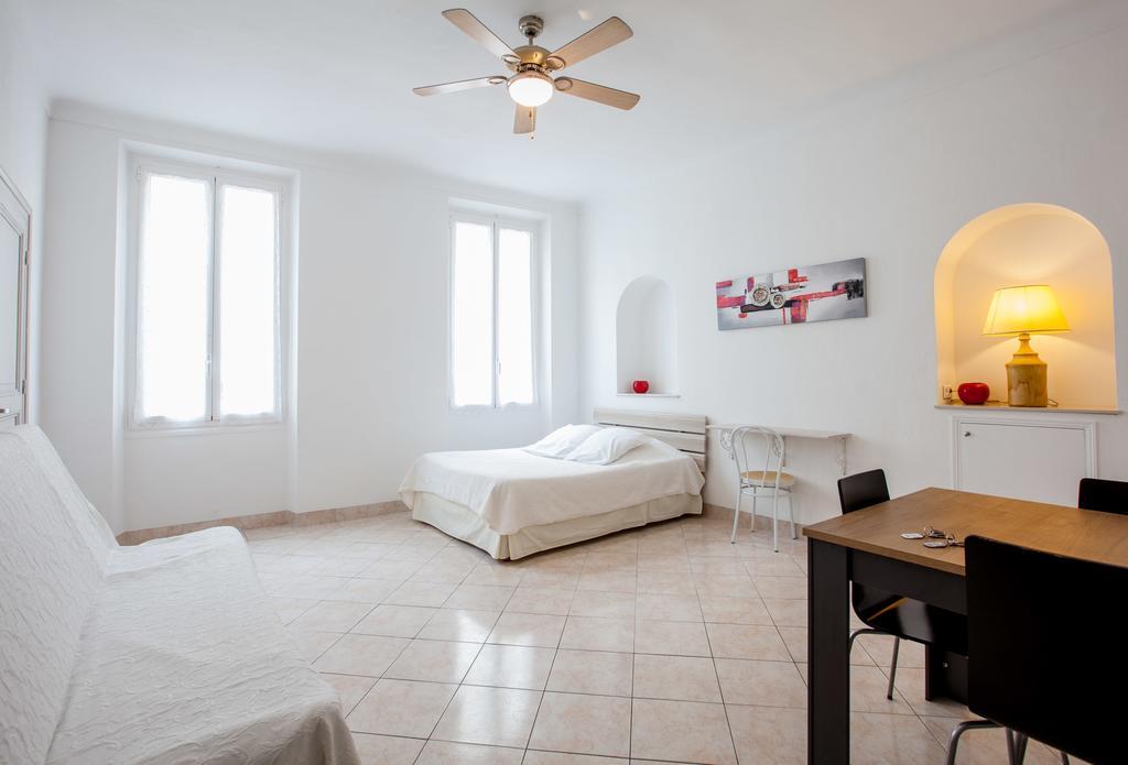 Appartements Foch Cannes Ruang foto