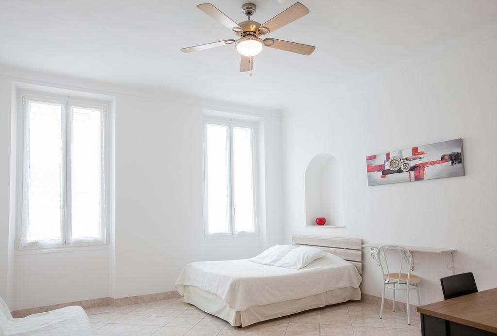 Appartements Foch Cannes Ruang foto