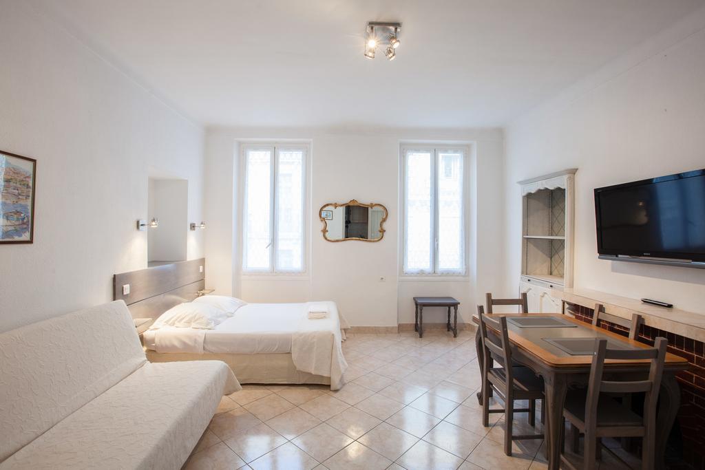 Appartements Foch Cannes Ruang foto